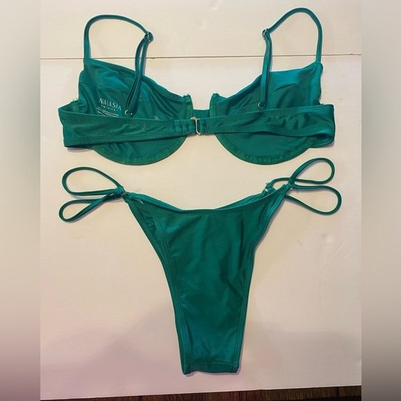 Natasia Revolve Emerald Green Bathing Suit XL B5 - Picture 2 of 4